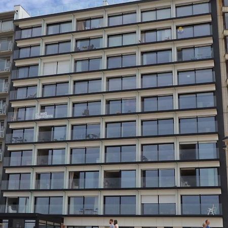 Studio 105 Op Zeedijk Met Frontaal Zeezicht 1Ste Verdiep Middelkerke Εξωτερικό φωτογραφία